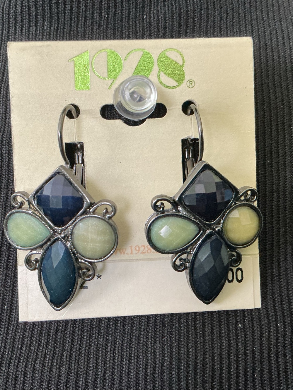 NWT 1928 Black/Green Glass Stone Earrings/20-Strand Seed Bead Marcasite Necklace - Picture 3 of 5